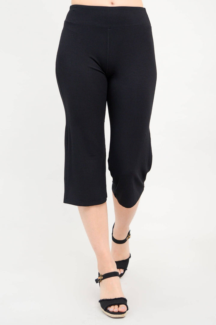 Black Yoga Bamboo Capri