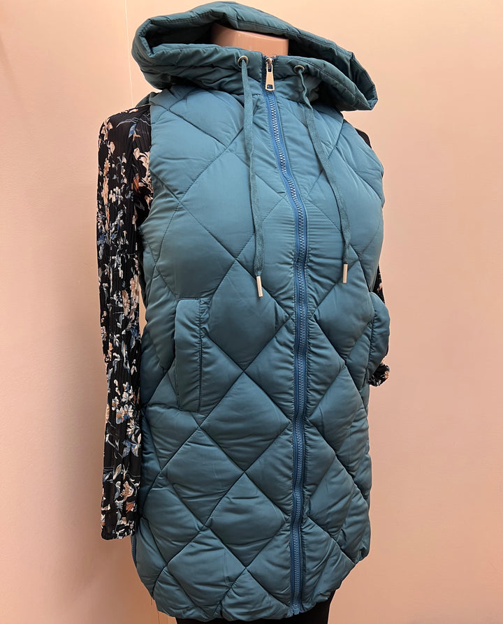 Hooded Quilted Vest - Size Medium