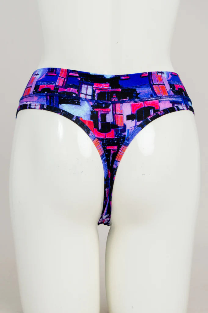 Blue Sky - Bamboo La Thong - Victoria