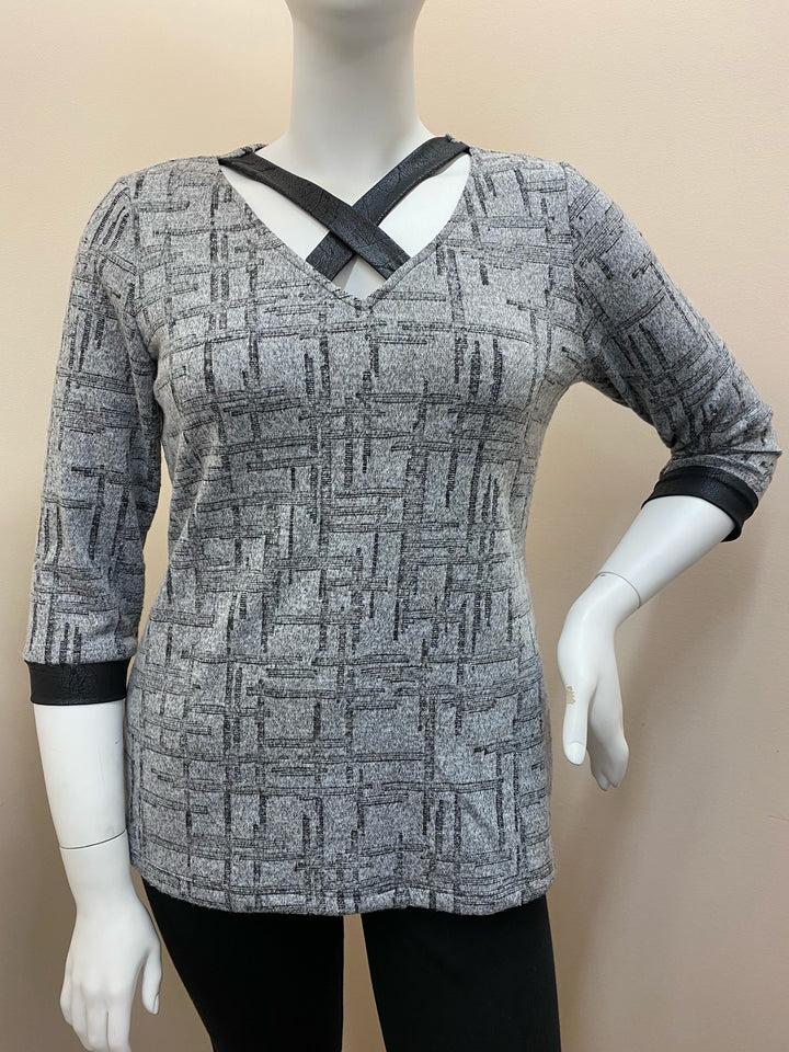 Grey 3/4 Sleeve Top - Size 2 X