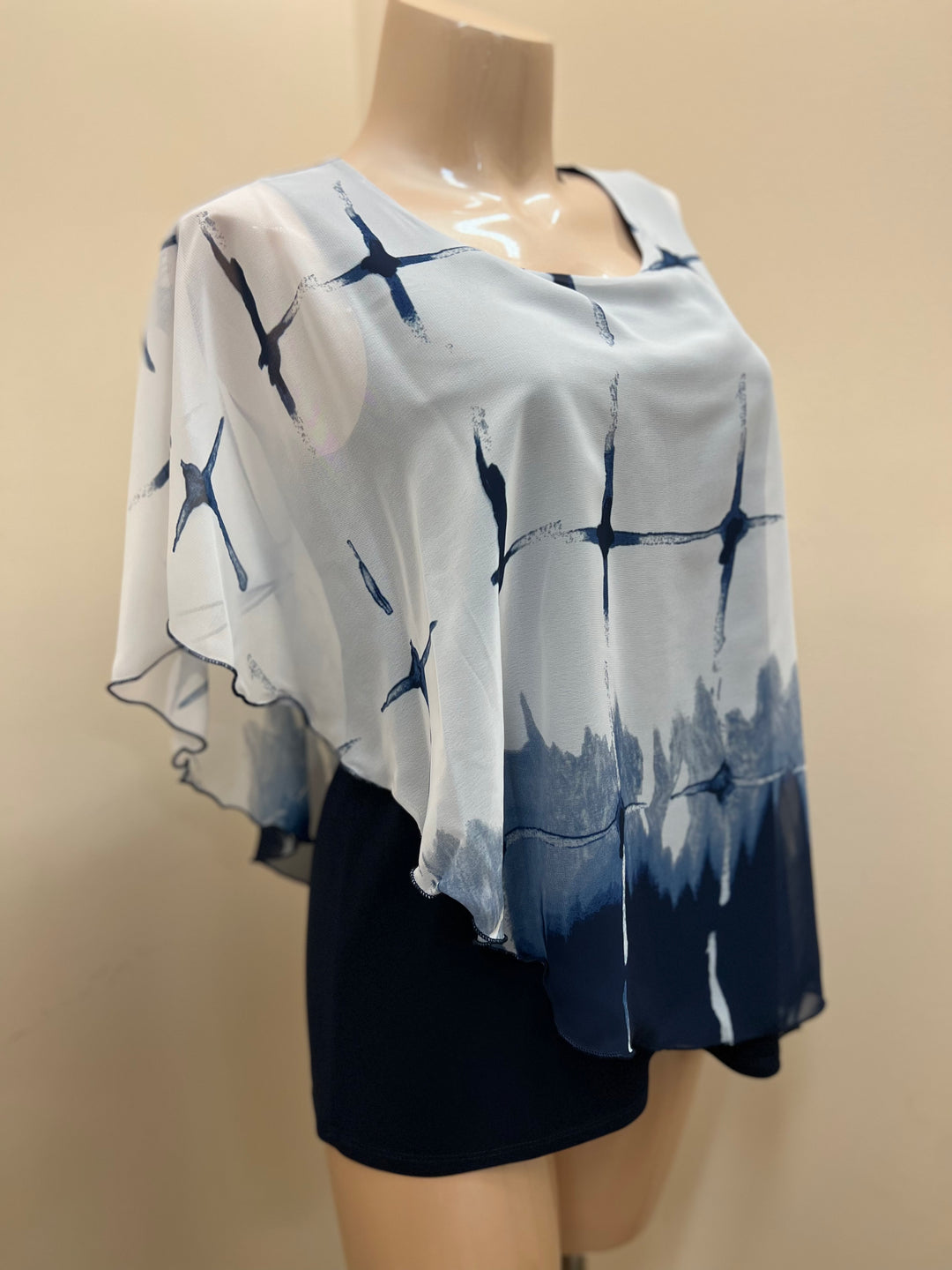 🇨🇦 Julia Divina Scarf Top - Size Medium