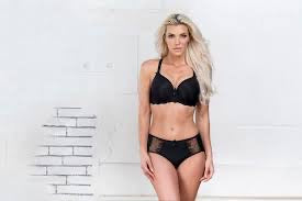 Elise Moulded Bra - Black