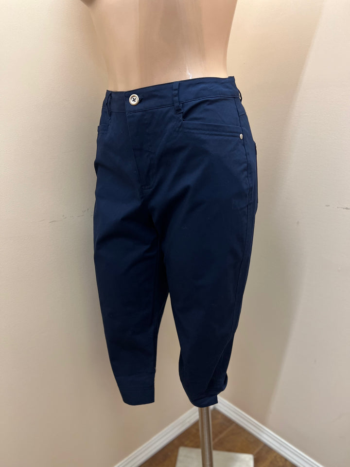 Sunday Button Front Capri