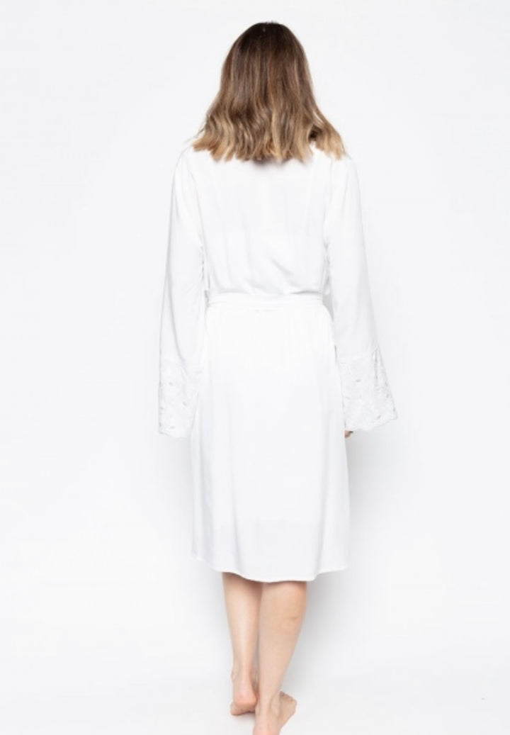 Rose Embroidered Short Robe