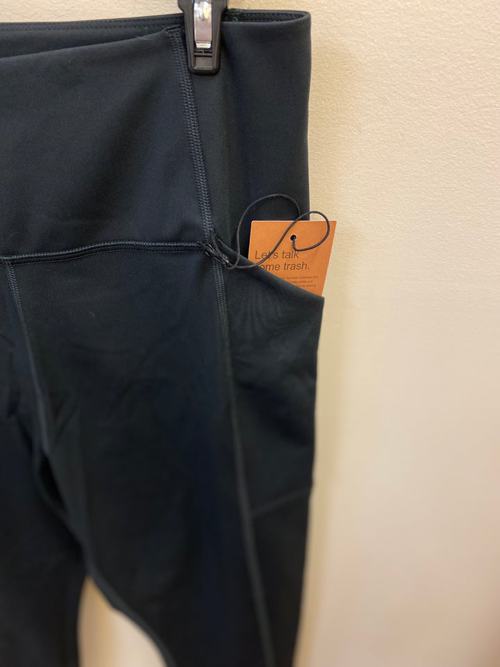 Girlfriend Collective High-Rise Pocket 23 3/4" Legging - Black