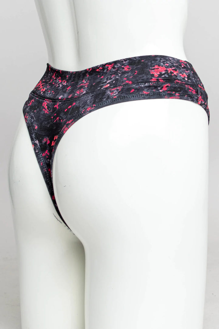 Blue Sky - Bamboo La Thong - Cherry Jam