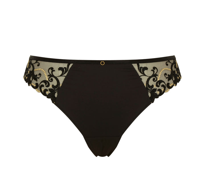 Nova Thong