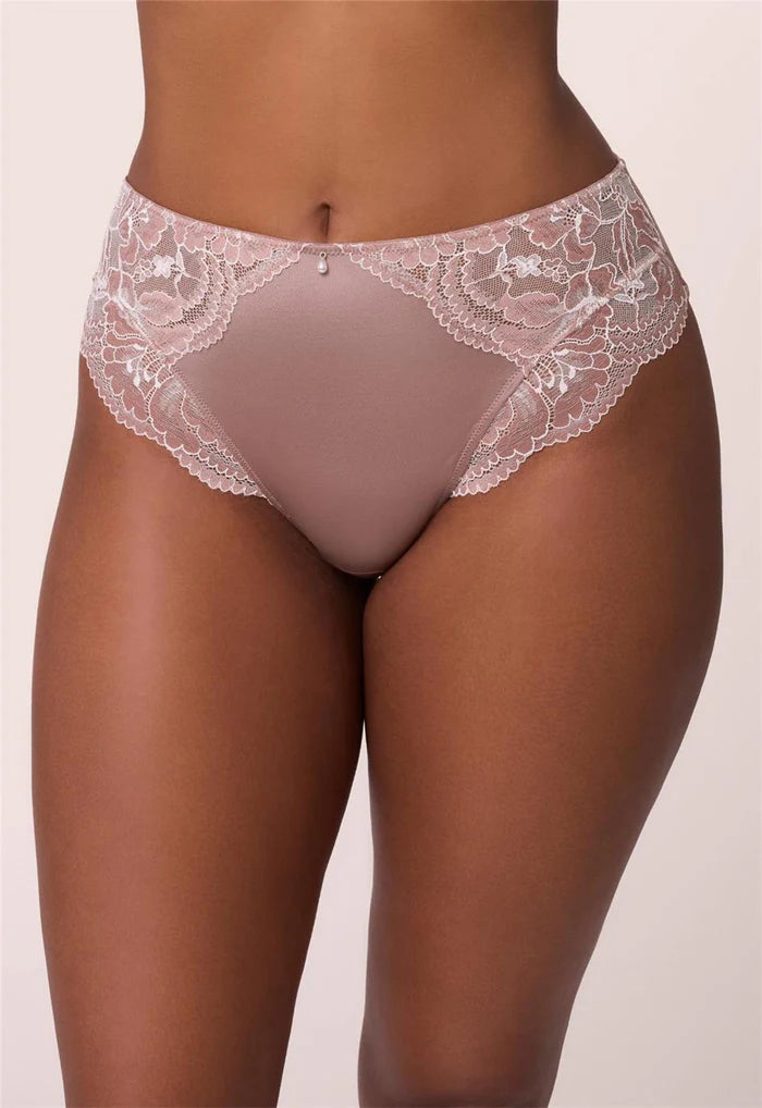 Montelle Moonshell & Chantilly Brief