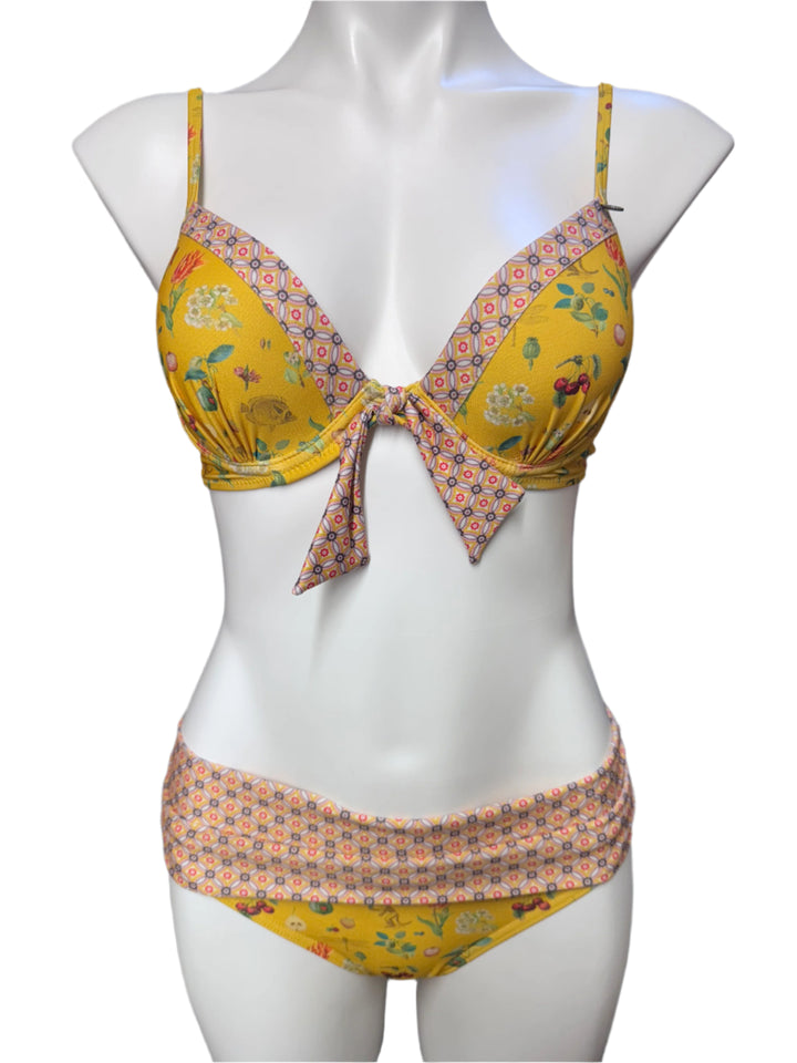 Laura "Pearest" Pip Underwire Bikini Set