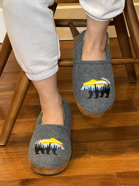 Wild Bear Canada Moccasin Slippers