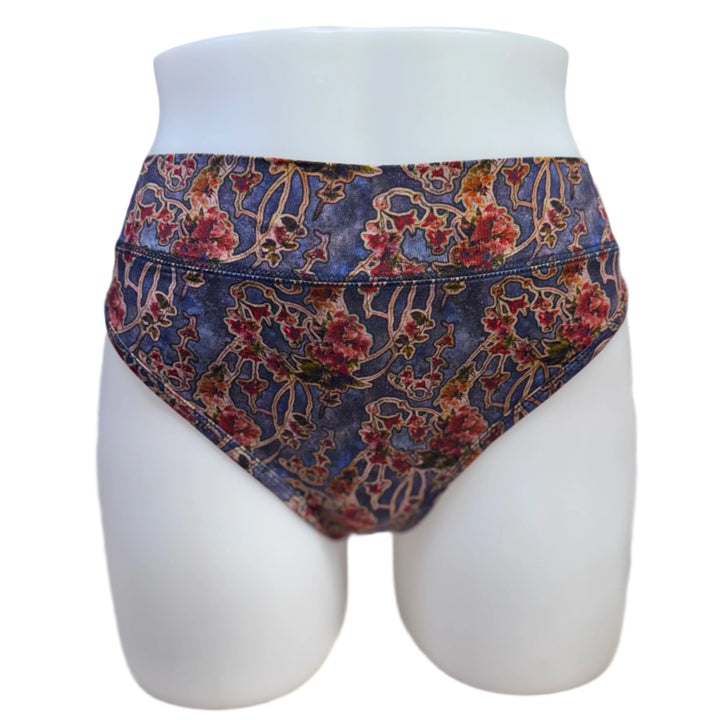 Blue Sky - Bamboo La Thong
