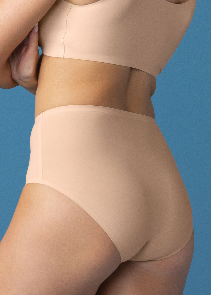 Smooth Ease Invisible Stretch Full Brief