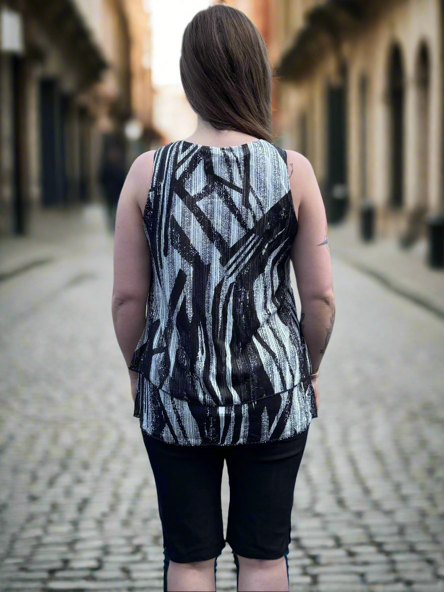 Papa Sleeveless Layered Blouse