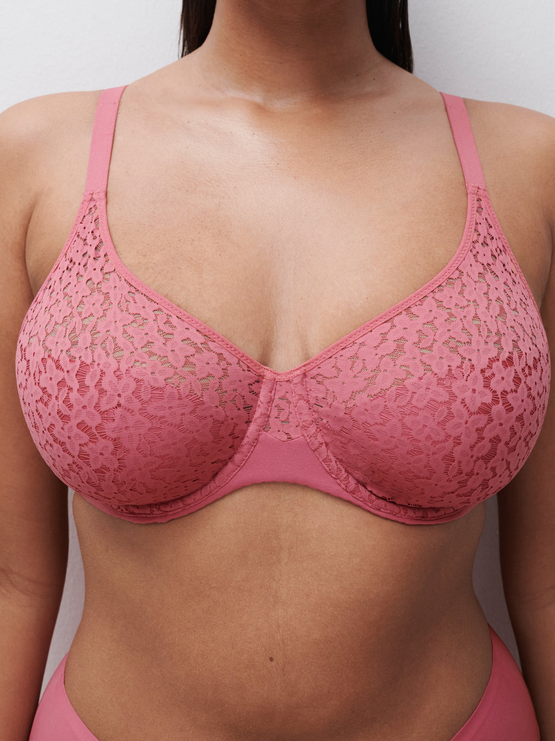 Chantelle Norah Molded Underwire Bra - Gardenia