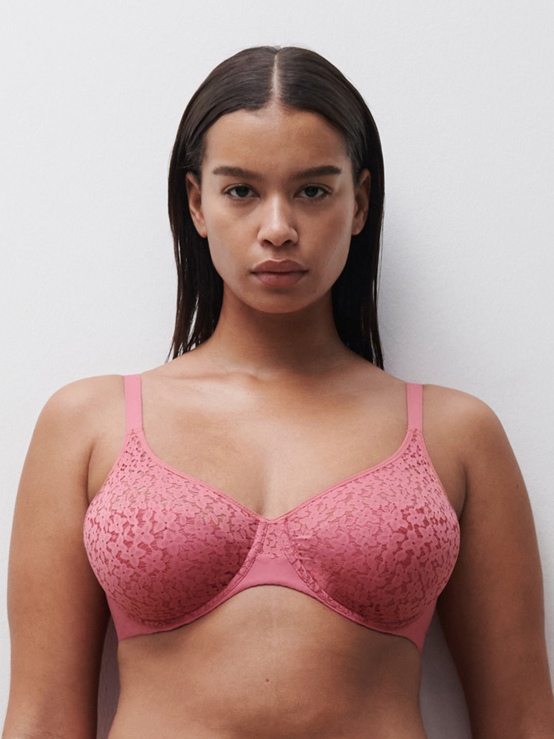 Chantelle Norah Molded Underwire Bra - Gardenia