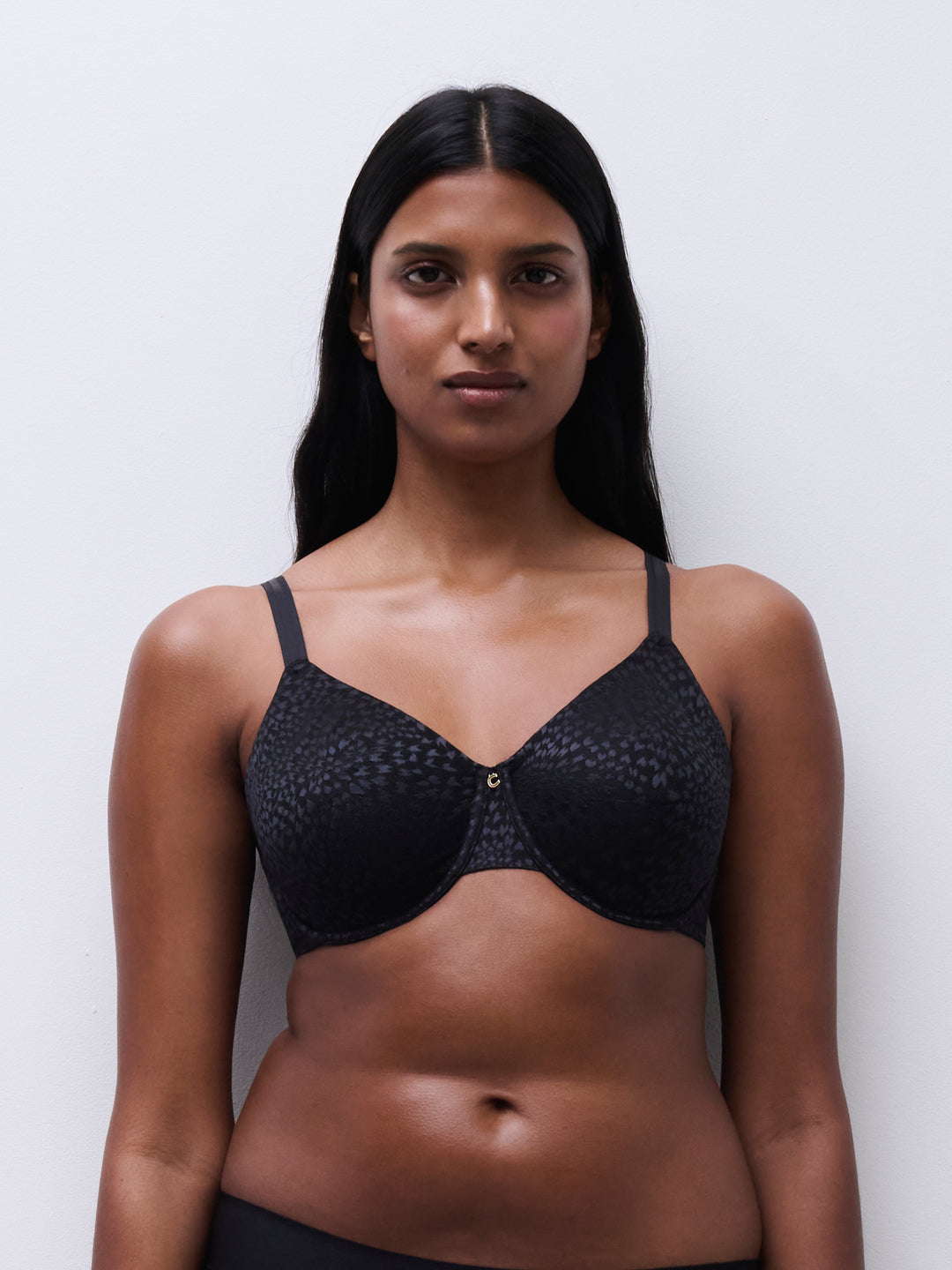Magique Seamless Unlined Minimizer  - Black - Sheer Essentials Lingerie & Swimwear