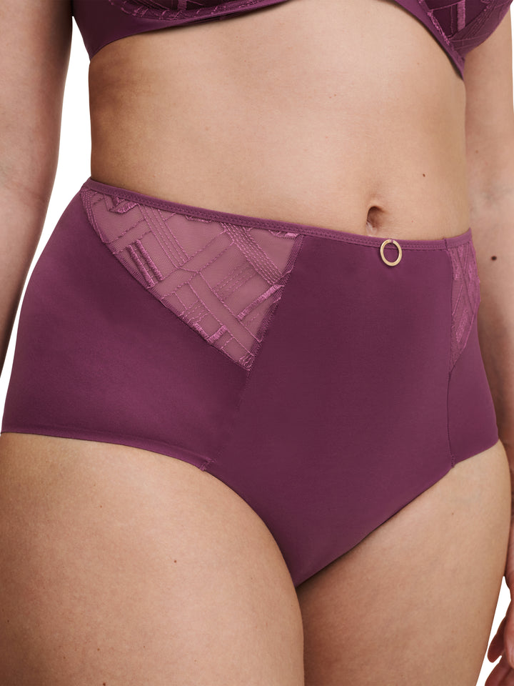 Chantelle Graphic Support Full Brief