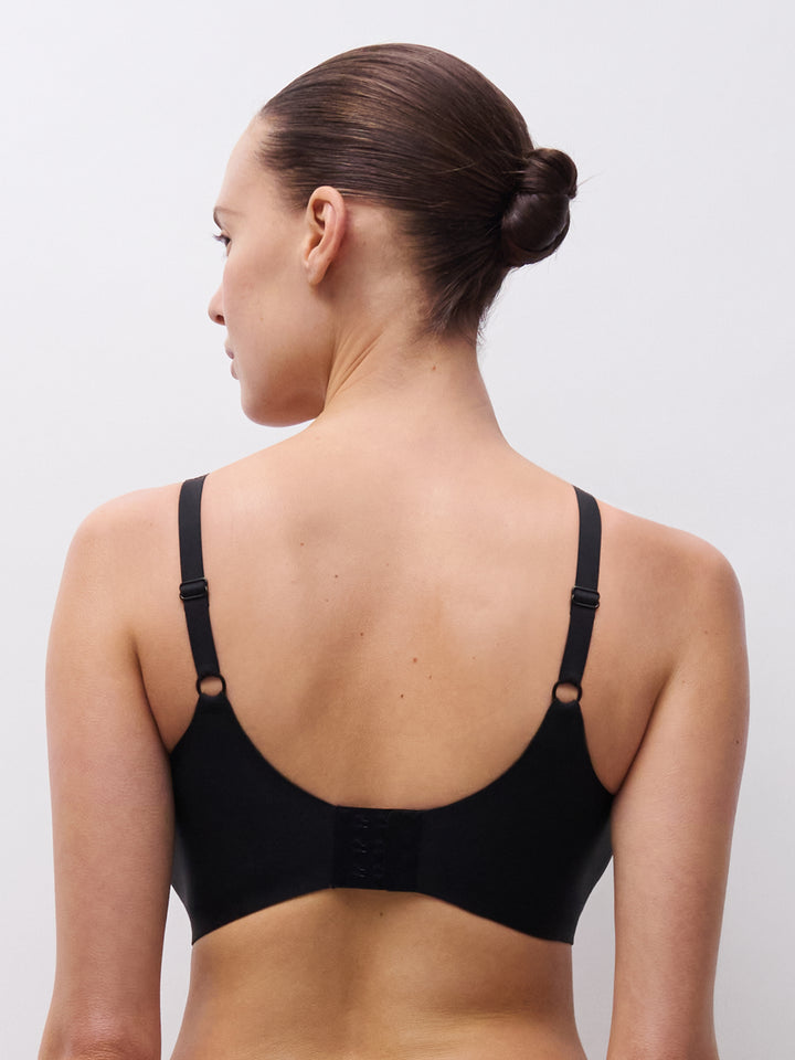 SoftStretch Power Plunge Wirefree Bra