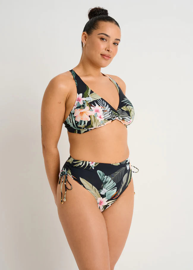Coastal Heaven Front Twist Full Cup Crop Top