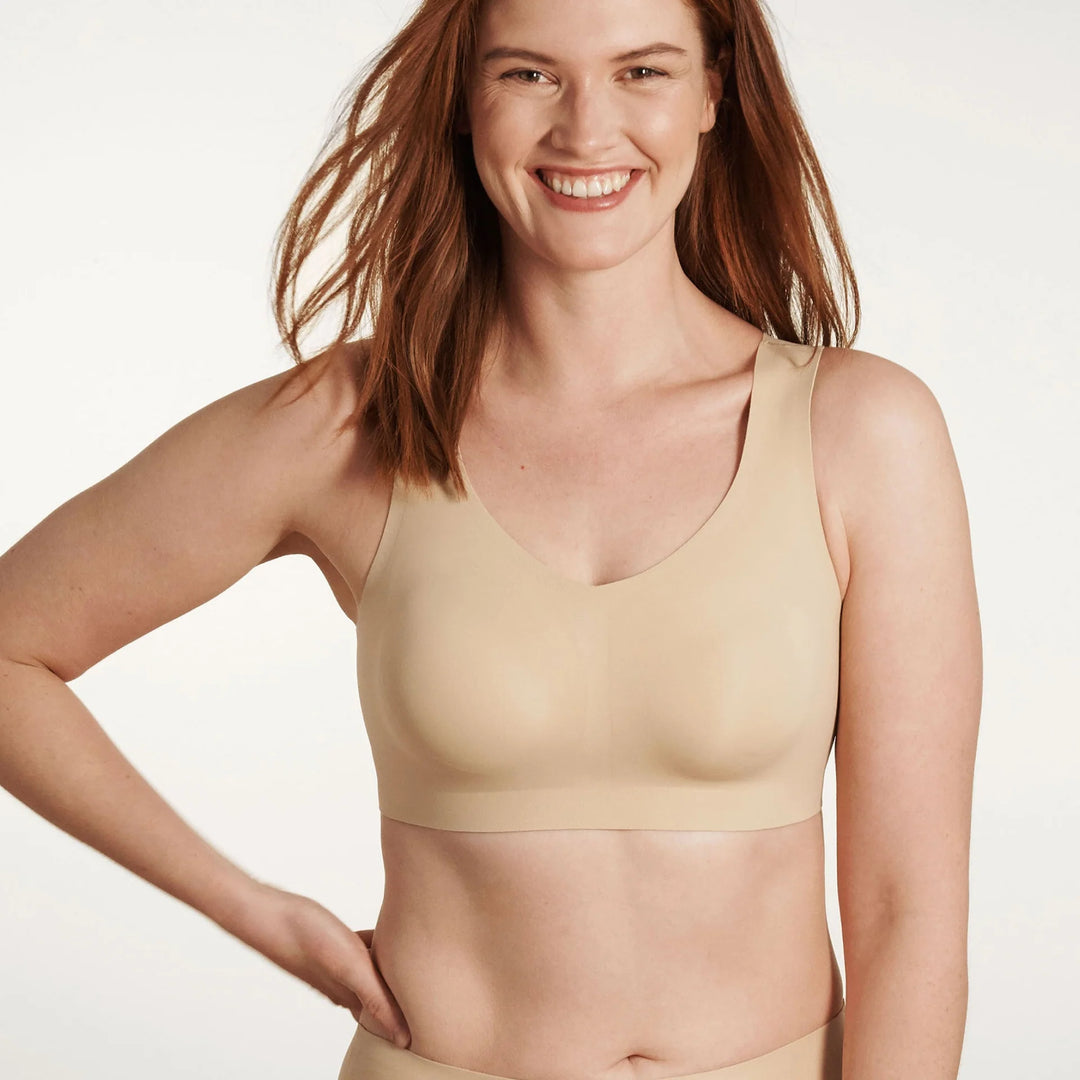 DEFECTIVE: Evelyn & Bobbie Defy Bra - Missing Cup Inserts