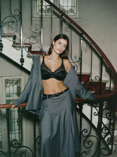 Chantelle Norah Molded Underwire Bra - Black