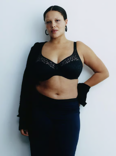 Chantelle Norah Molded Underwire Bra - Black