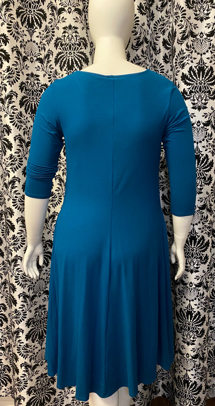 🇨🇦 3/4 Sleeve Dress