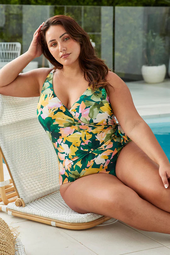 Les Nabis Hayes D / DD Cup Underwire One Piece Swimsuit