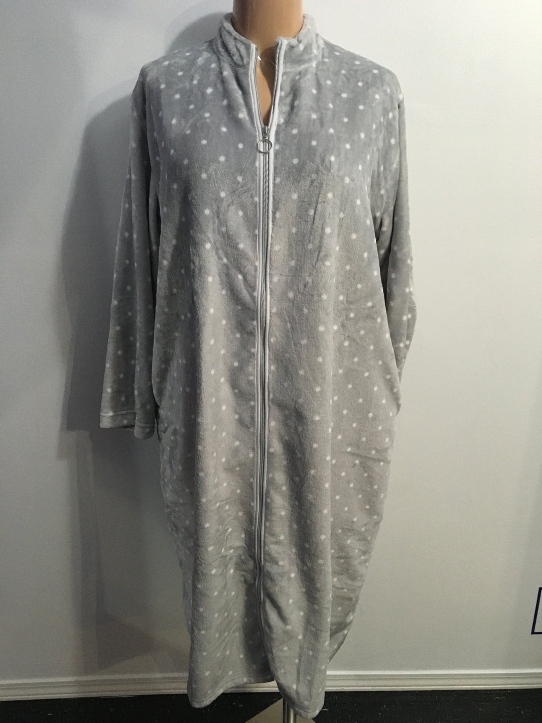 Long Zip Front Robe - Size Large