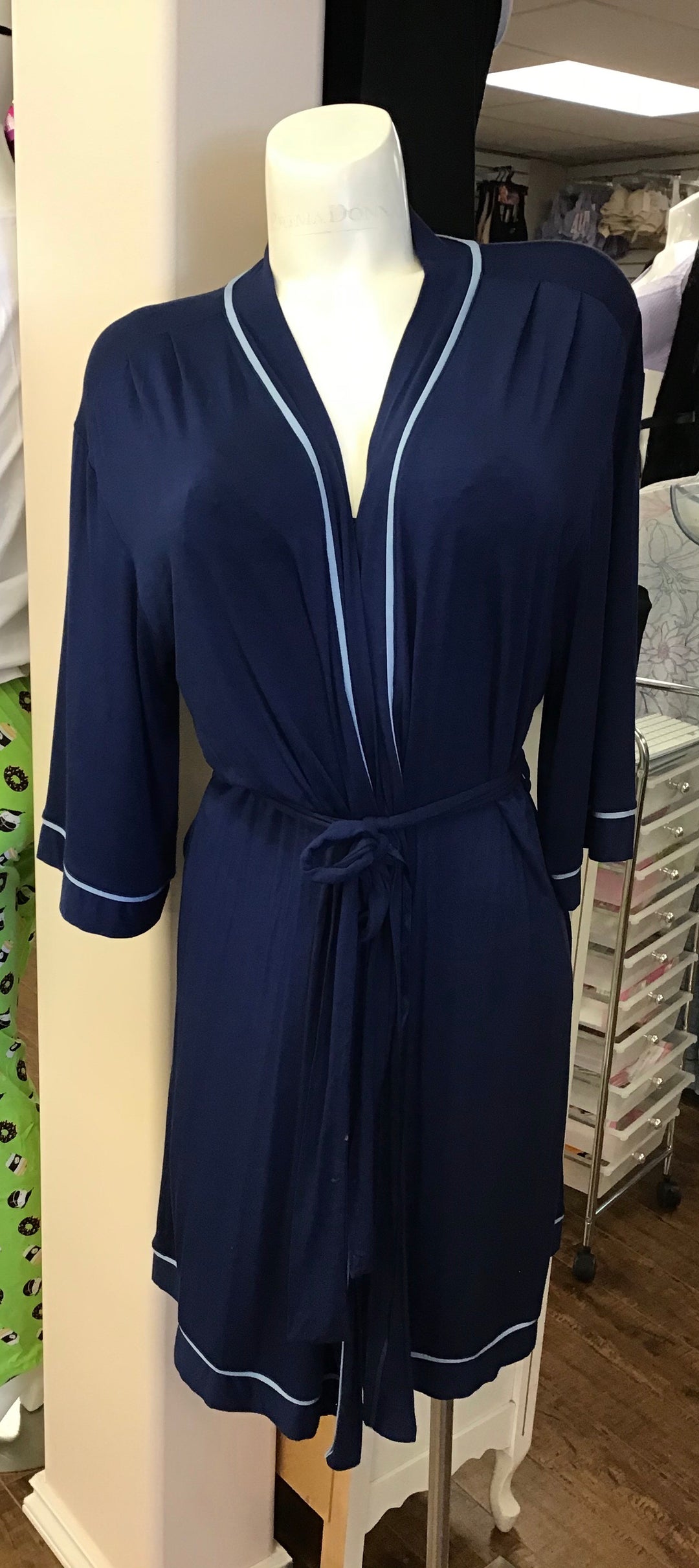 "Final Sale" Amourette Spotlight Robe - Size XL