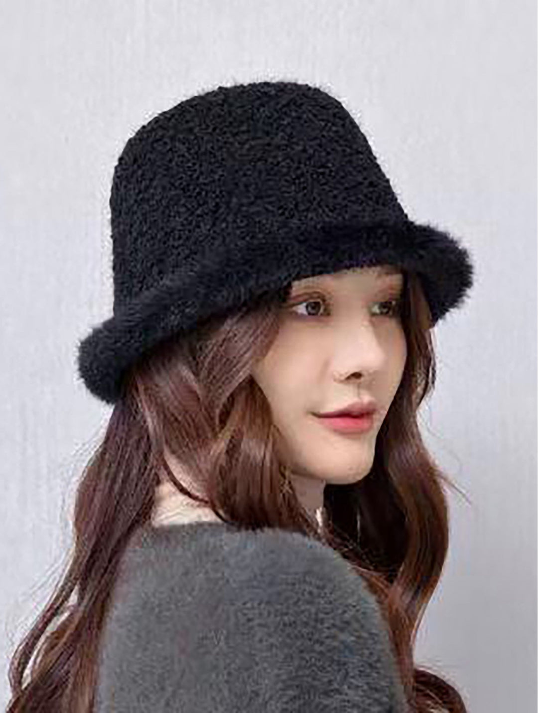 Solid Colour Fuzzy Bucket Hat with Brim