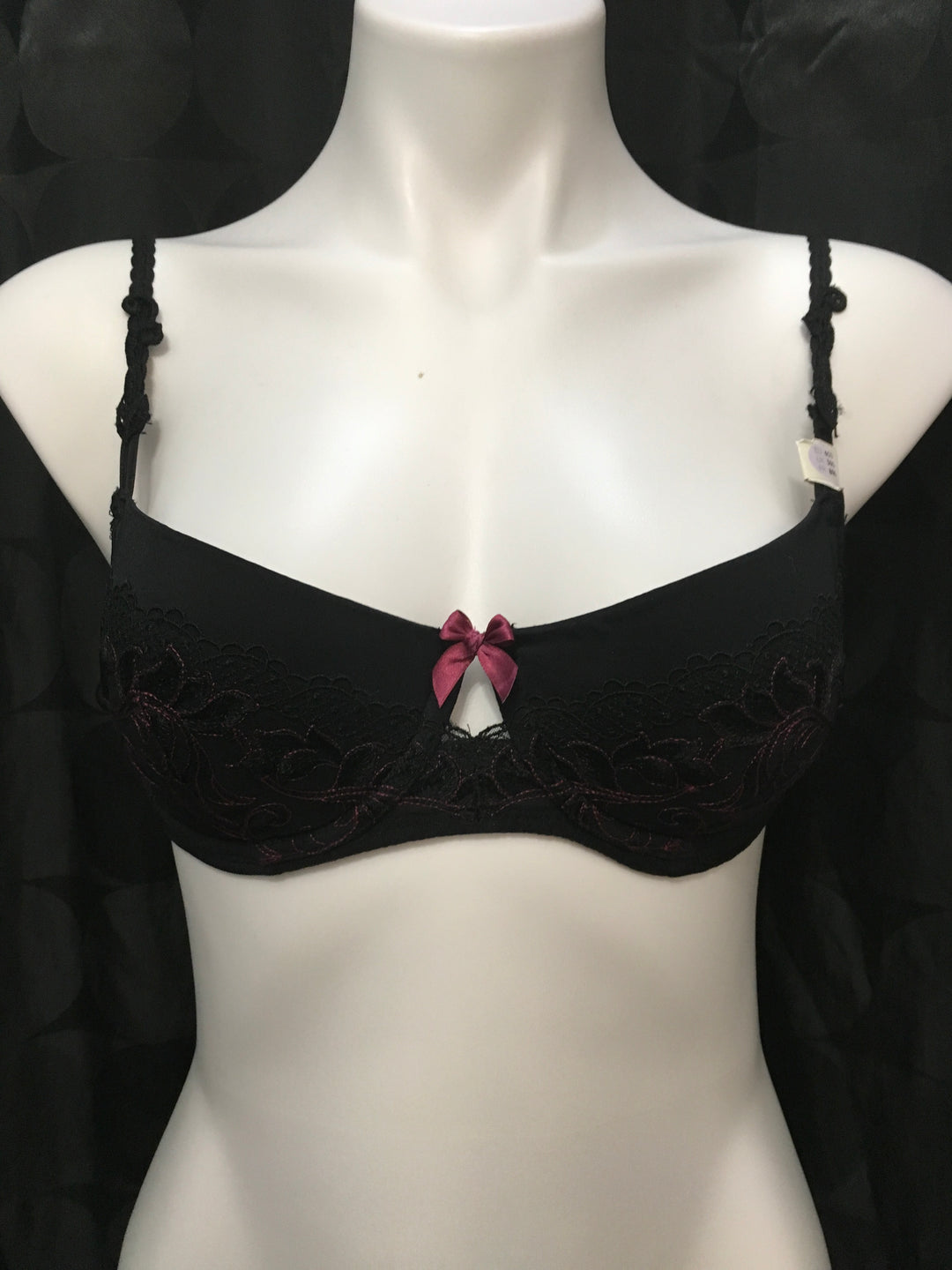 Final Sale Dita Underwire Contour Bra - Size H 28 – Sheer Essentials  Lingerie & Swimwear