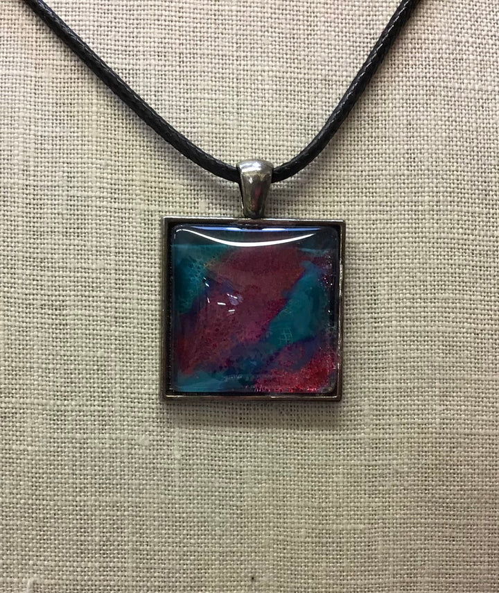 Shiny Treasures Necklace