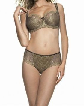 Olivia Underwire Balcony Bra - Size DD 30