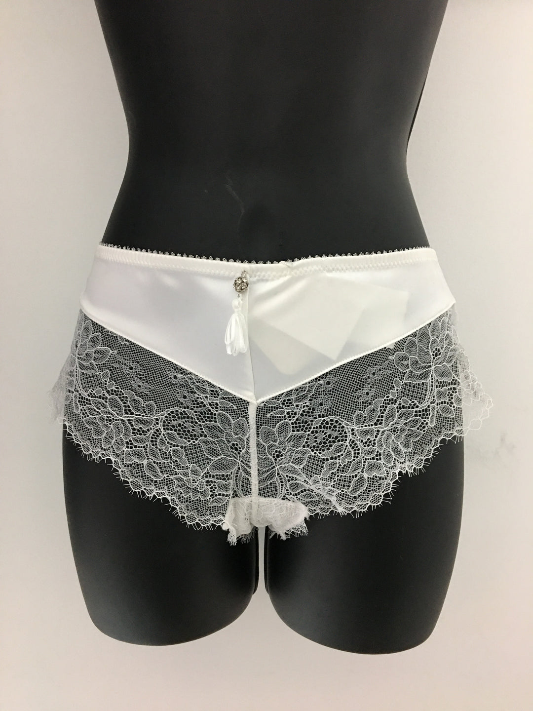 “Final Sale” Parfait Lace Hipster