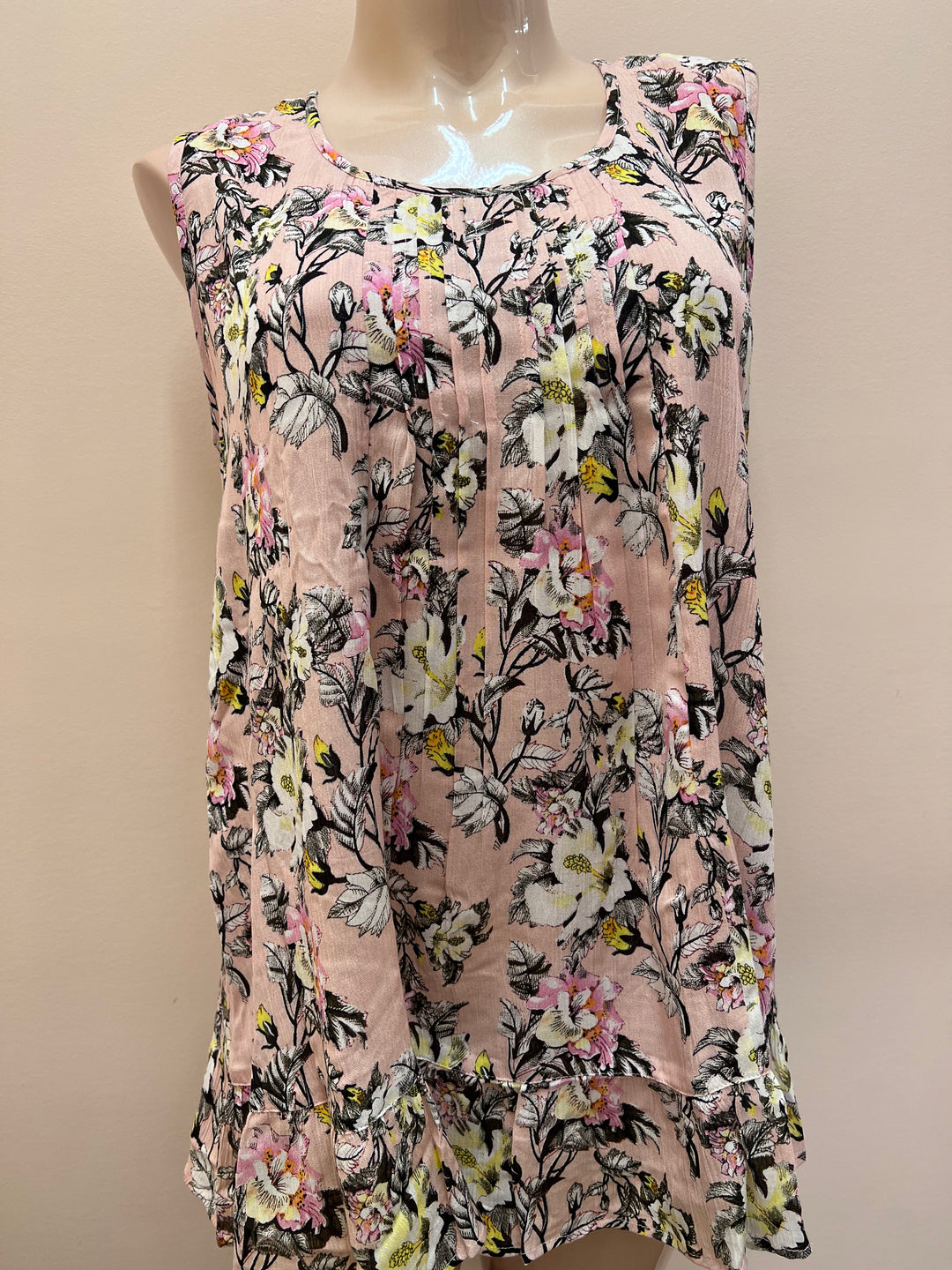 Luna Tank Top - Size Medium