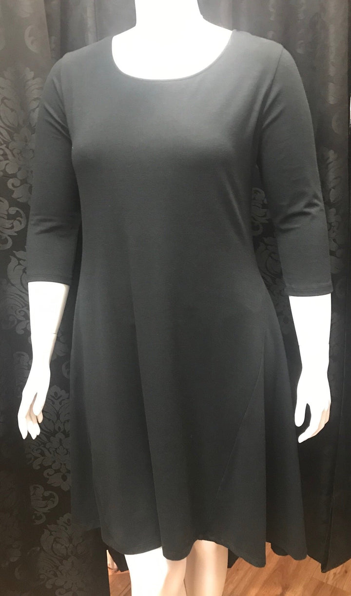 🇨🇦 3/4 Sleeve Dress