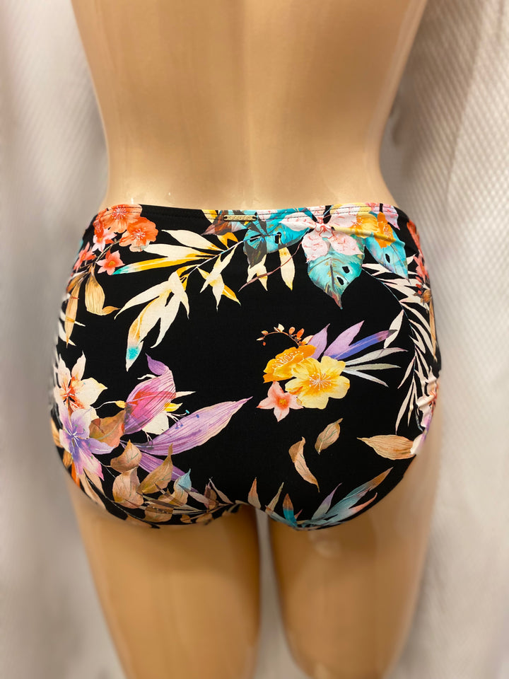 Azura Camiri Wrap Mid Rise Bottom