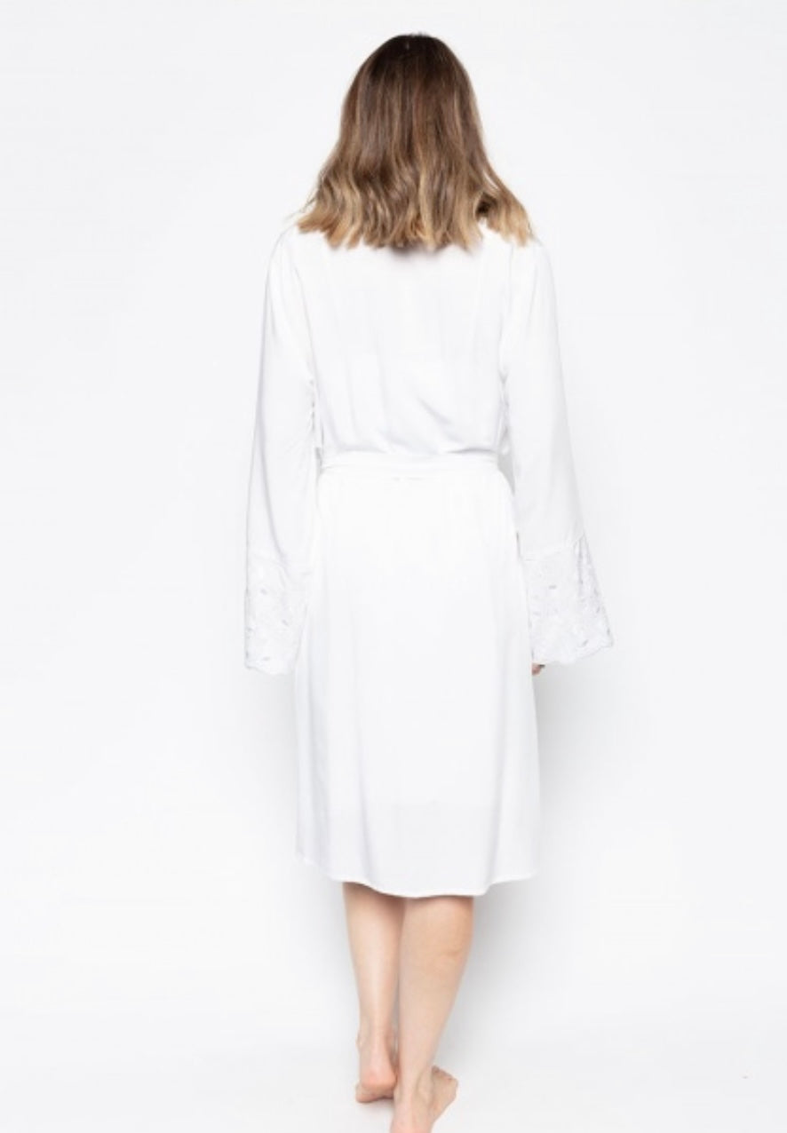 Rose Embroidered Short Robe