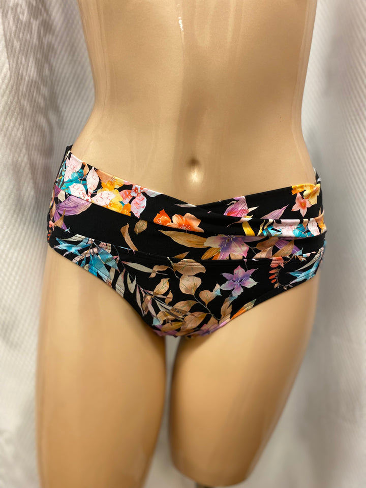 Azura Camiri Wrap Mid Rise Bottom