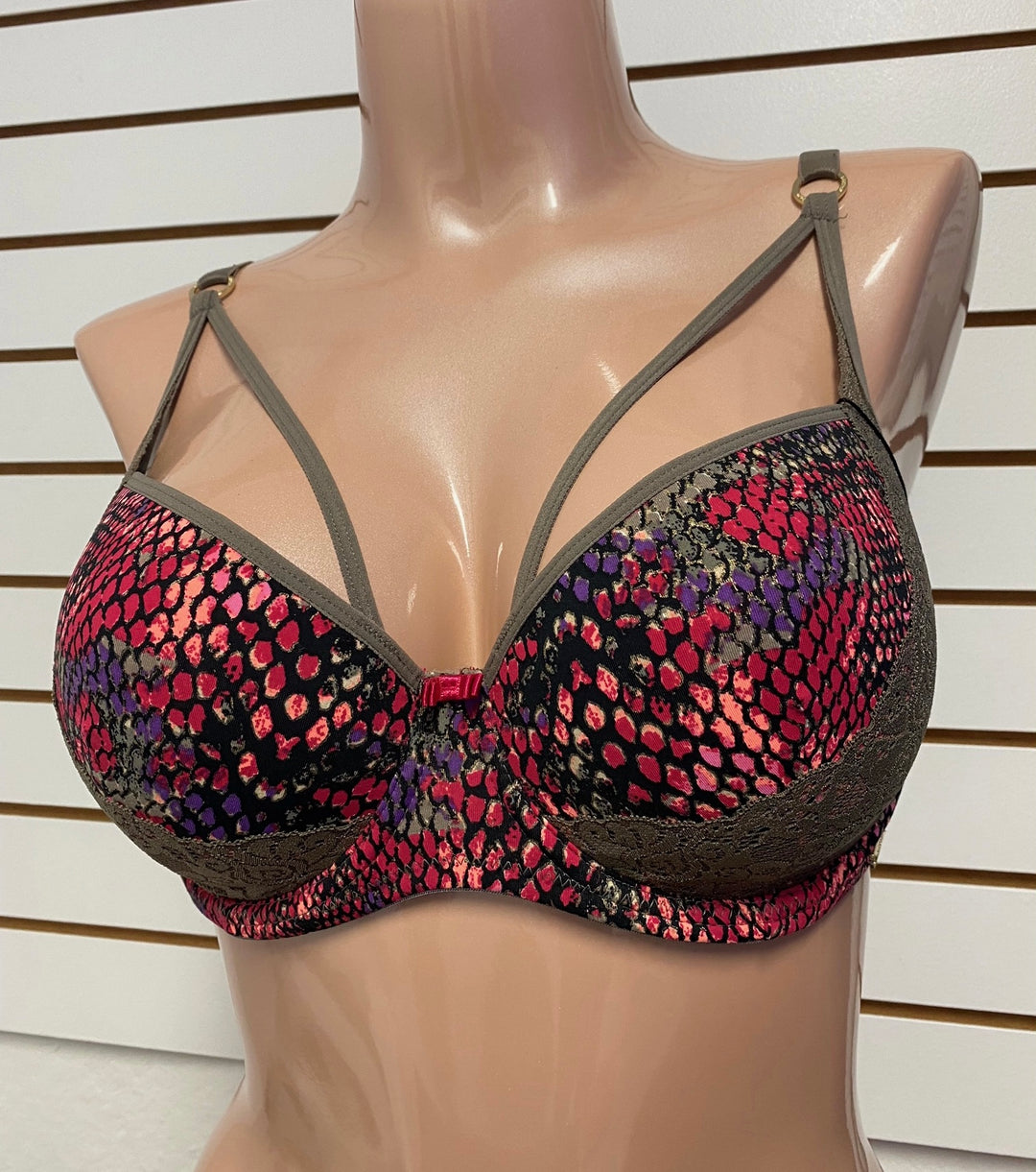 Poisonous Padded Underwire Bra