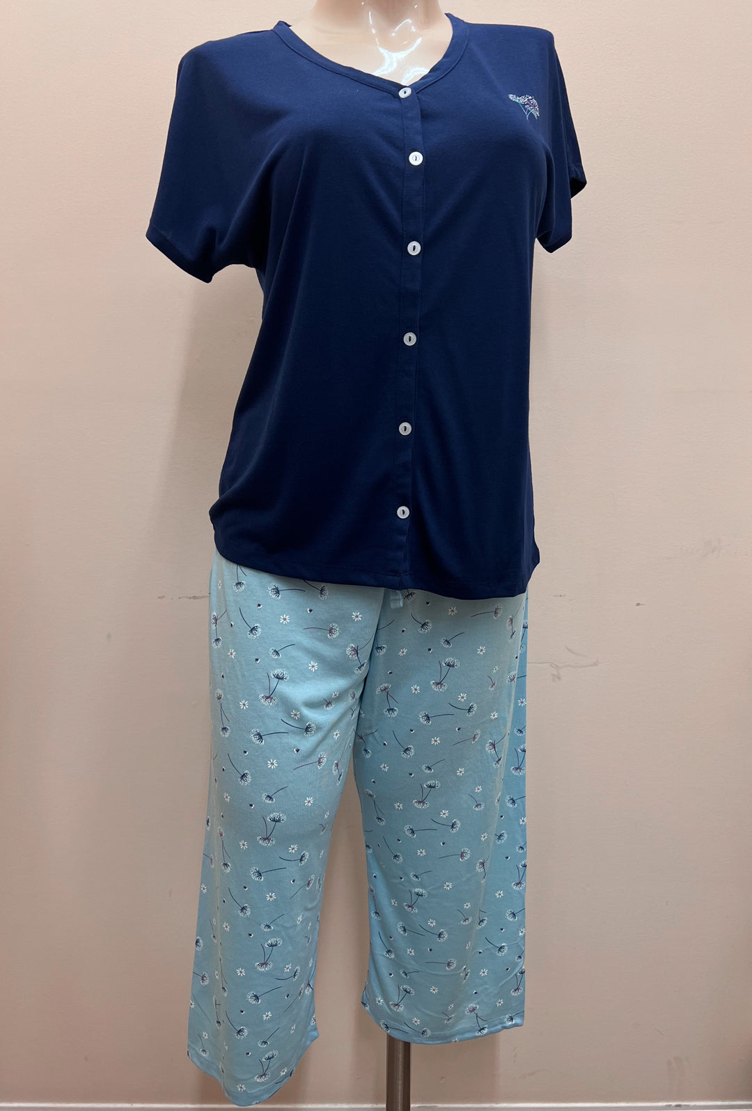Claudel Capri Set