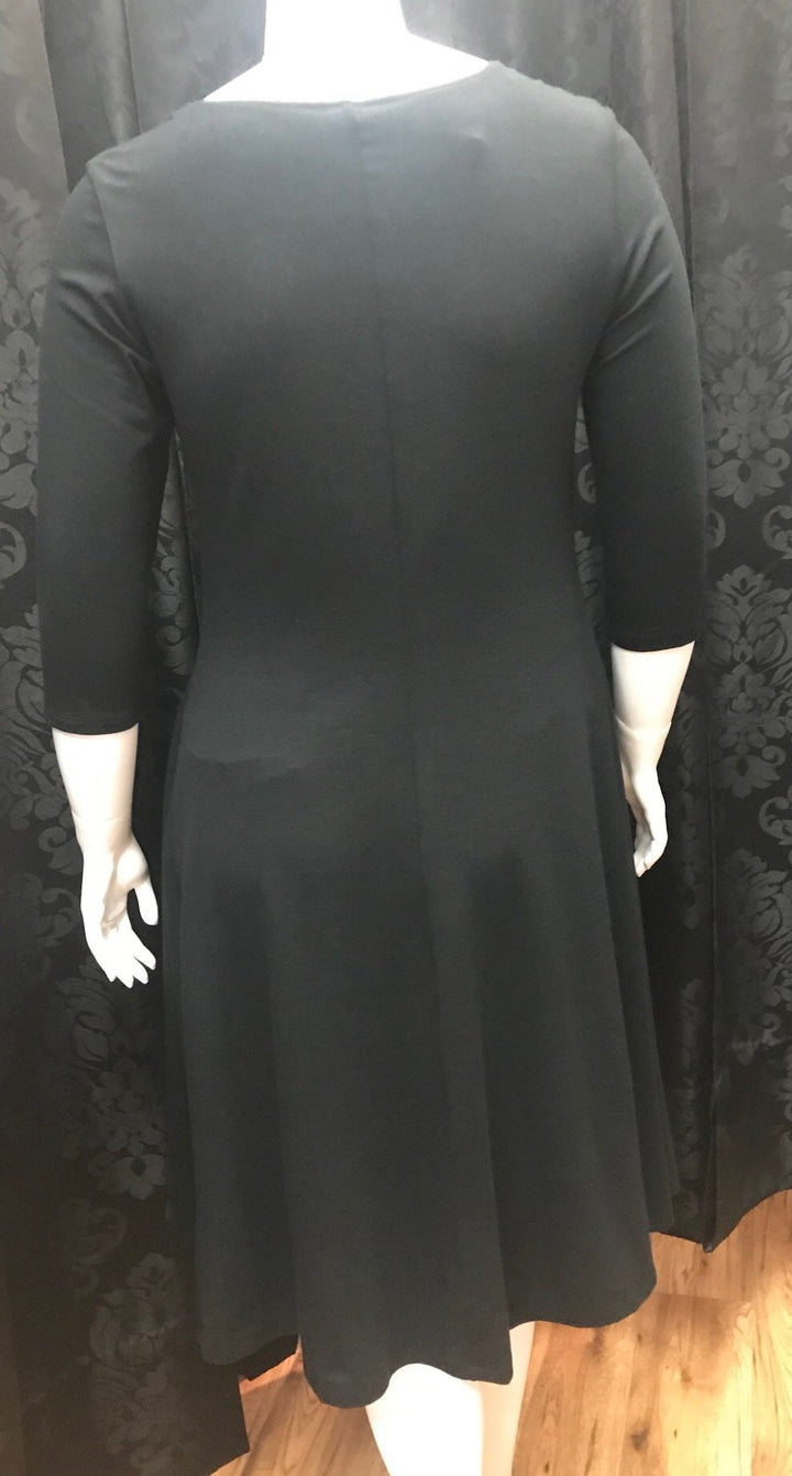 🇨🇦 3/4 Sleeve Dress