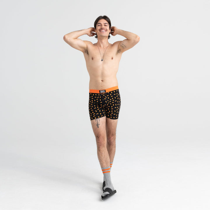 🇨🇦 Saxx Vibe Boxer - Black The Corniest