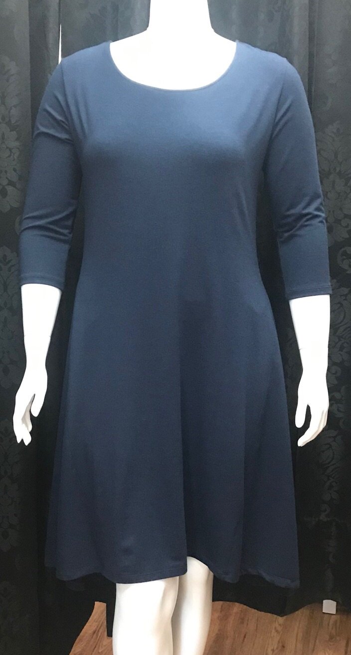 🇨🇦 3/4 Sleeve Dress