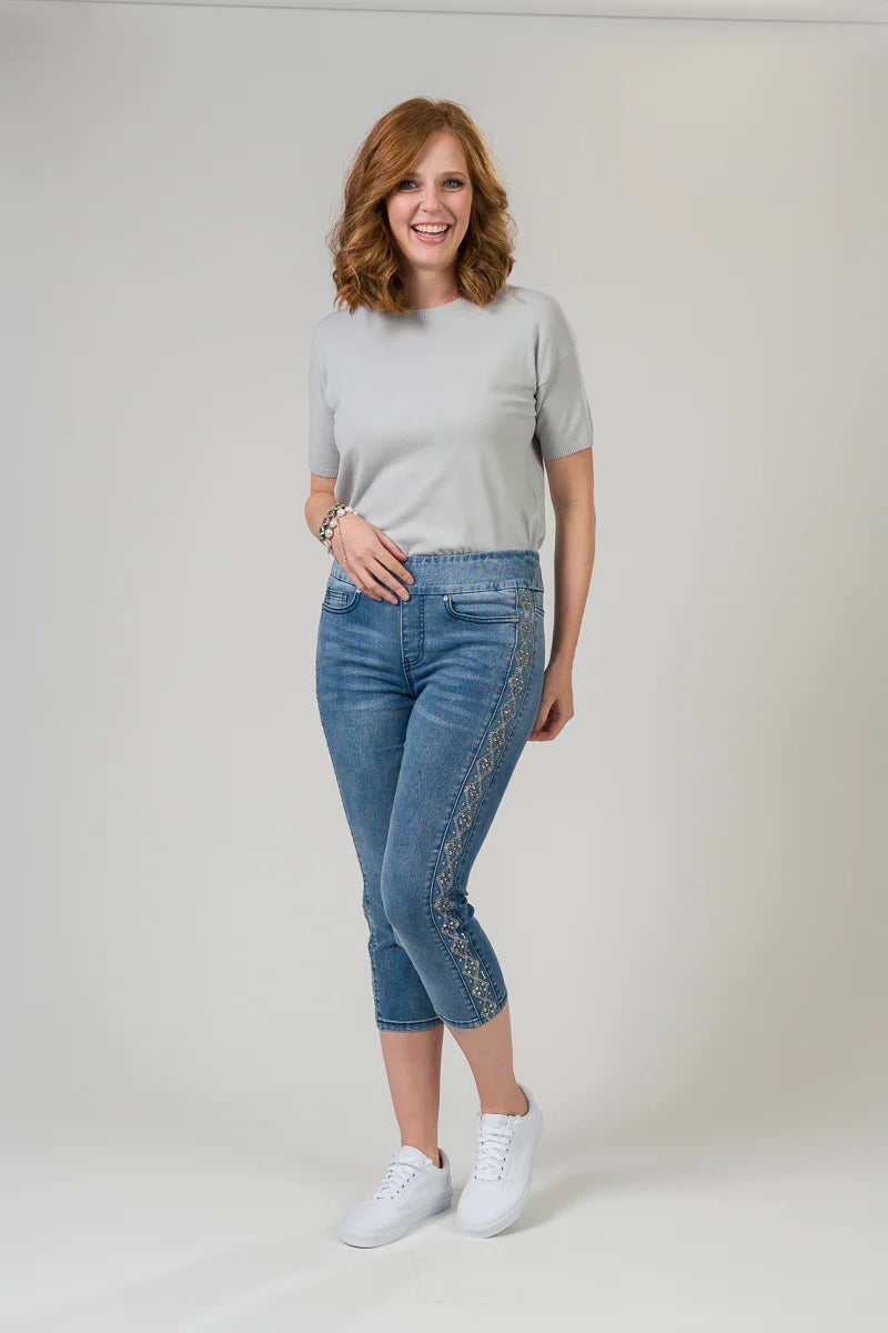 Pull On Comfort Jean Capri with Side Detail