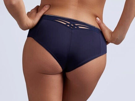 Dame De Paris Brazilian
