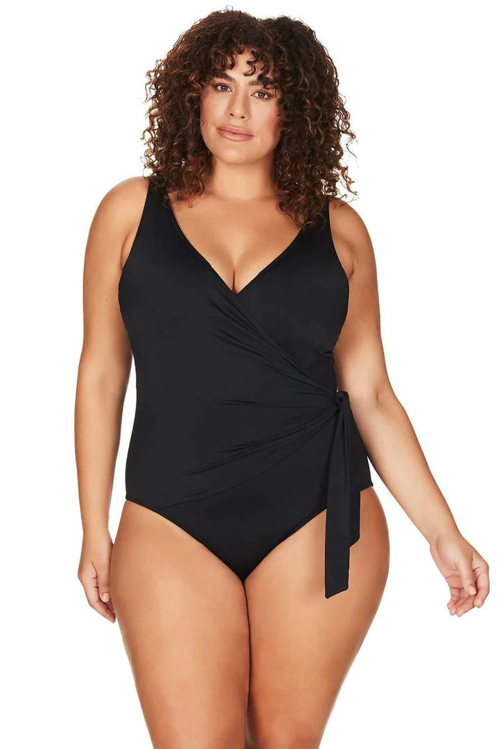 Hues Underwire One Piece Swimsuit
