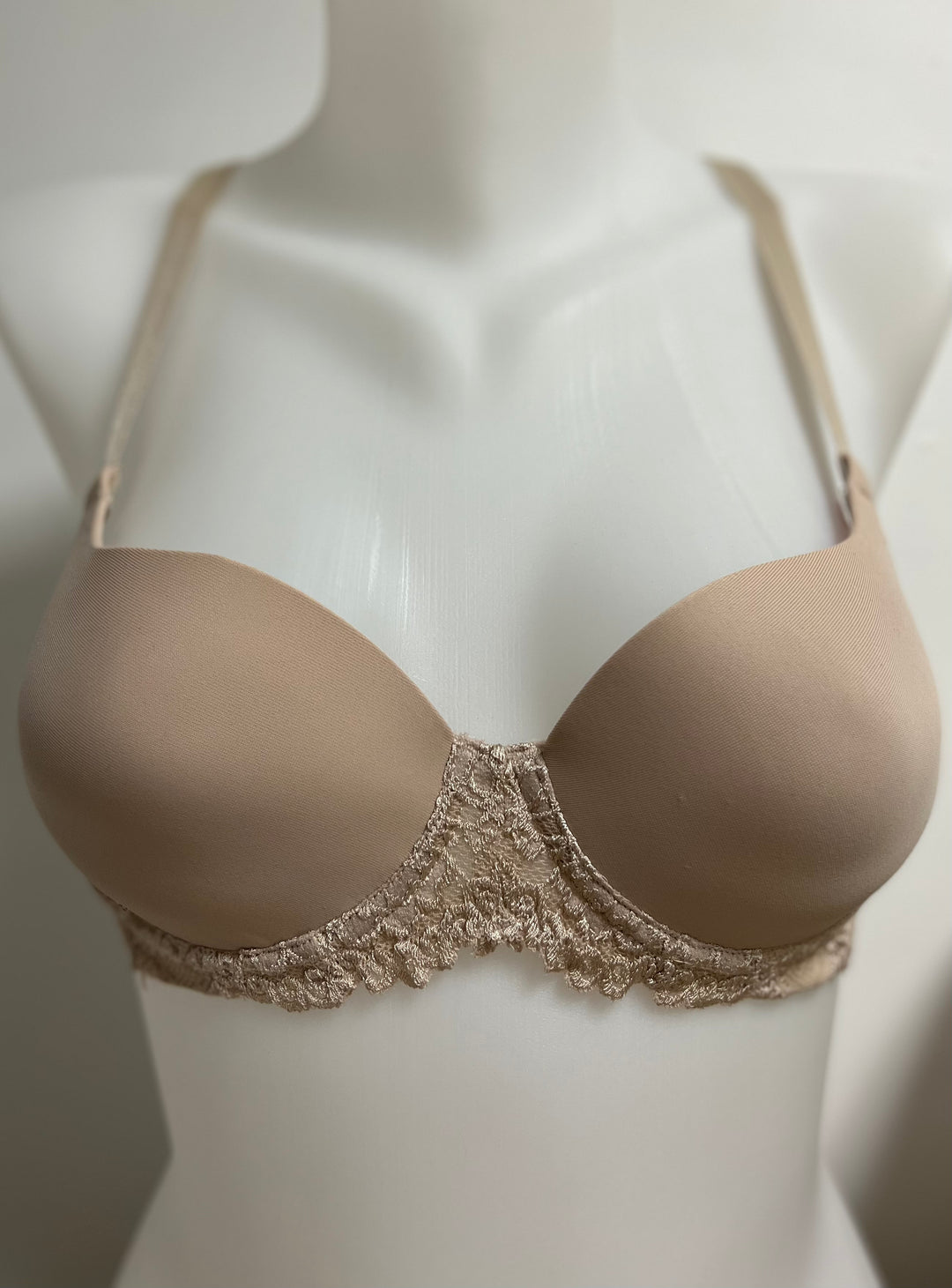 Smooth Lace Push-Up