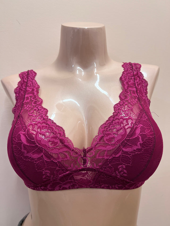 Greta Padded Lace Bralette - Size 34